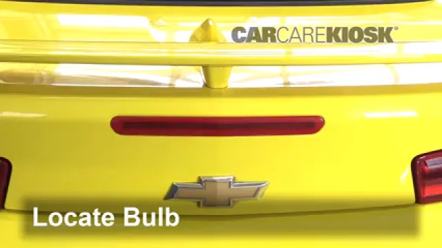 2017 Chevrolet Camaro SS 6.2L V8 Convertible Éclairage Feu de freinage central (remplacer l'ampoule)